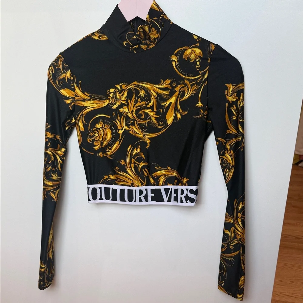 Versace Black and Gold Baroque Print Women's crop top - Picture 2 of 4
